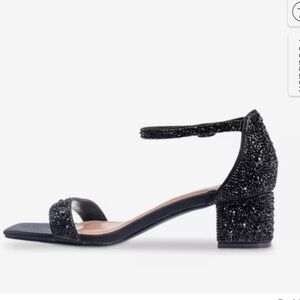 Lady Couture Elegant Black Embellished Heels